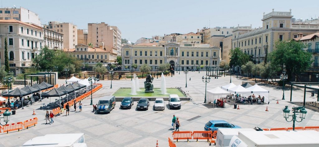 Πλατεία Κοτζιά με συνεργεία παραγωγής ταινιών